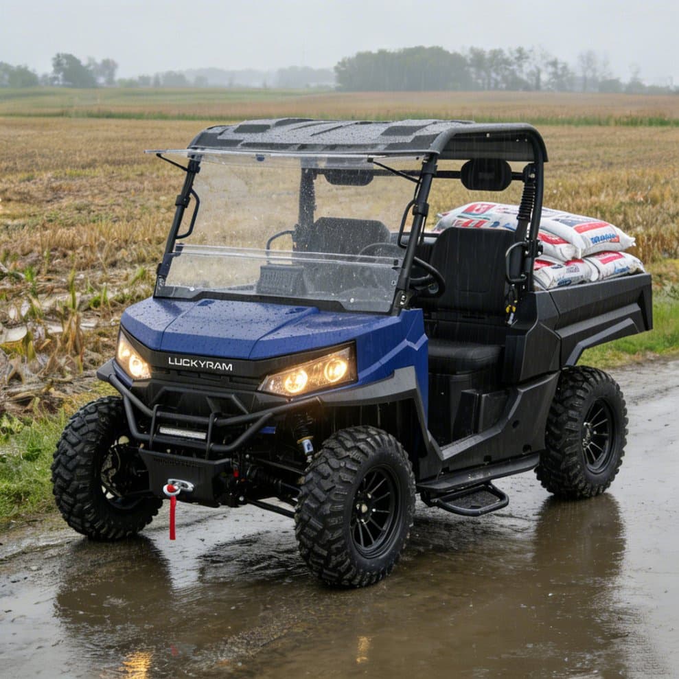 খামারের জন্য বৈদ্যুতিক খামার যান 73.6V 150Ah 4WD UTV 80-100km রেঞ্জ 1000kg টোয়িং